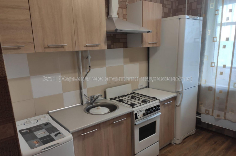 Продам квартиру, Светлая ул. , 11А , 1  ком., 36 м², евроремонт 
