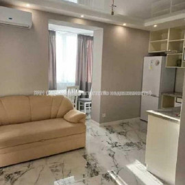 Продам квартиру, Победы просп. , 2  ком., 50 м², евроремонт