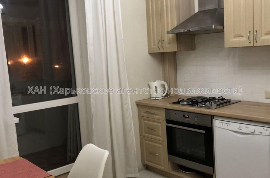 Продам квартиру, Дача 55 ул. , 2  ком., 64 м², евроремонт 