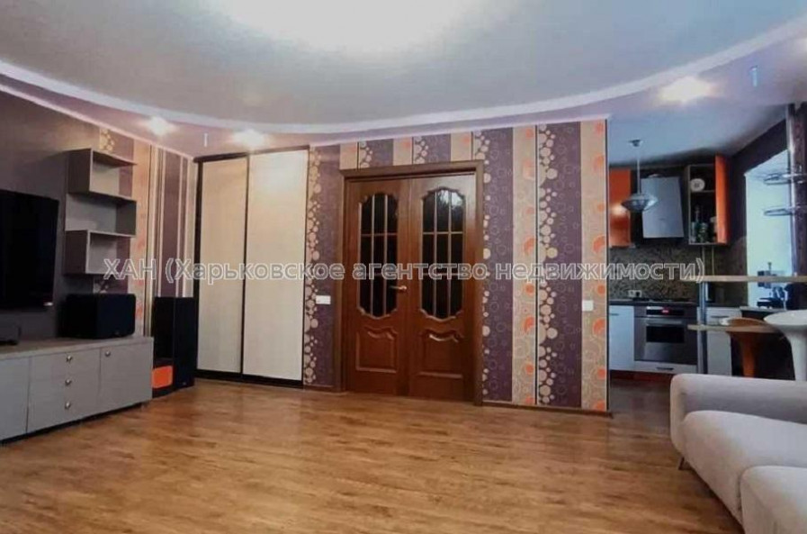 Продам квартиру, Курчатова просп. , 3 кім., 66 м², евроремонт 