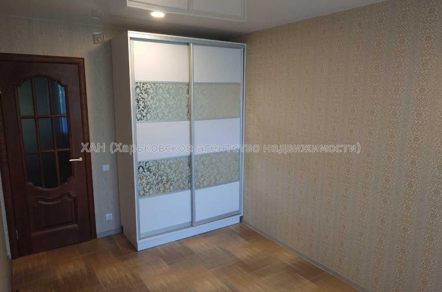 Продам квартиру, Курчатова просп. , 3 кім., 66 м², евроремонт 