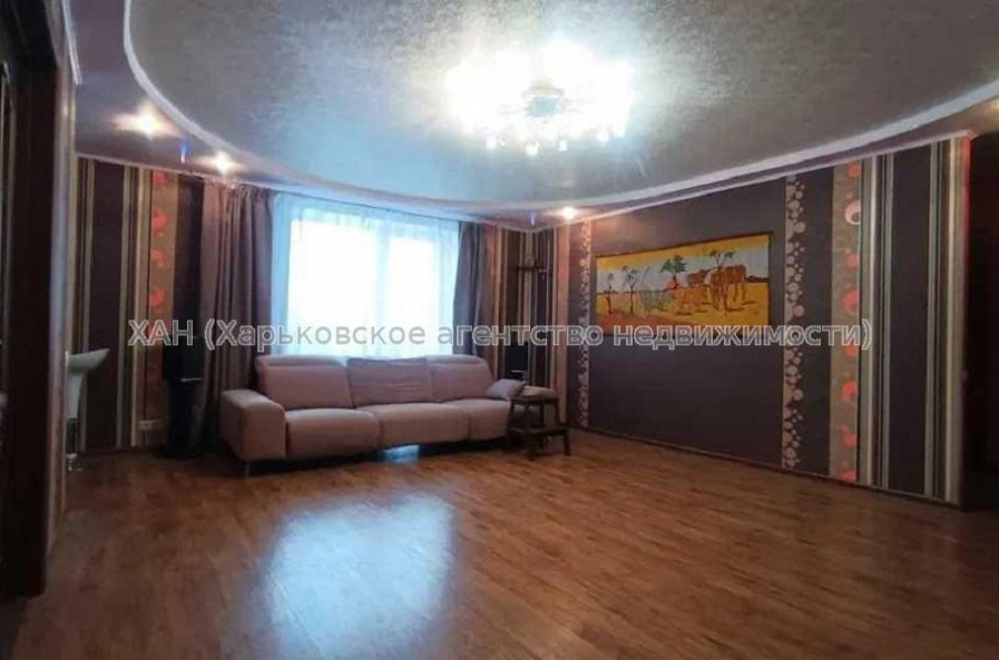Продам квартиру, Курчатова просп. , 3 кім., 66 м², евроремонт 