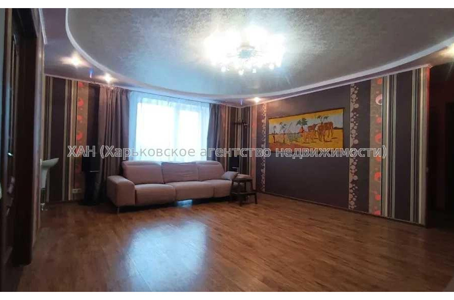 Продам квартиру, Курчатова просп. , 3 кім., 66 м², евроремонт 