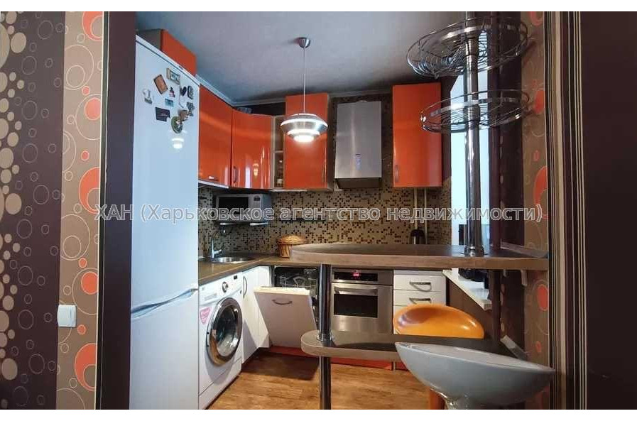 Продам квартиру, Курчатова просп. , 3 кім., 66 м², евроремонт 