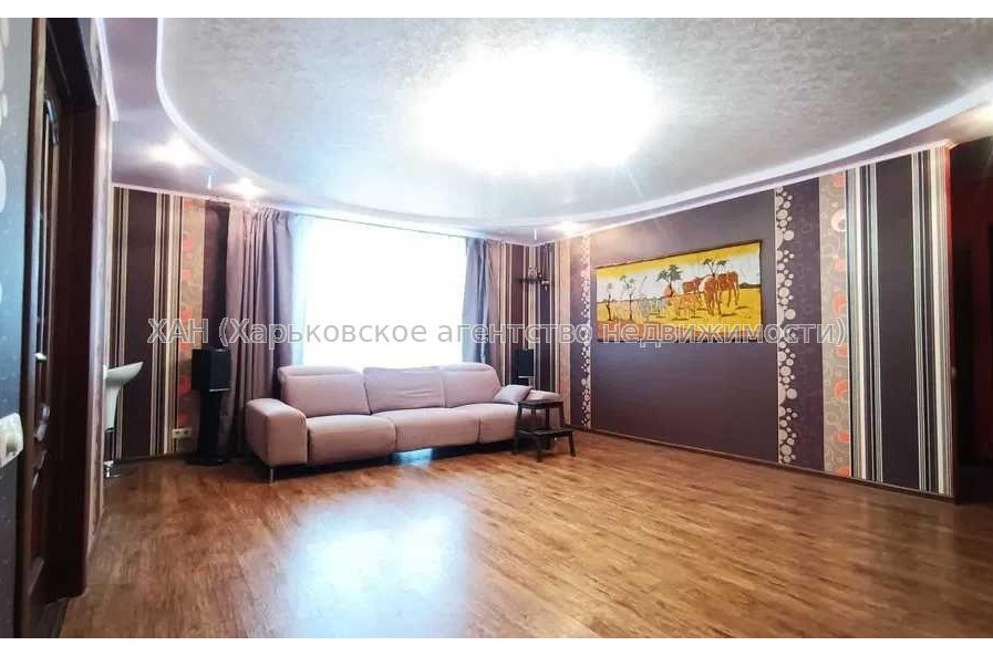 Продам квартиру, Курчатова просп. , 3 кім., 66 м², евроремонт 