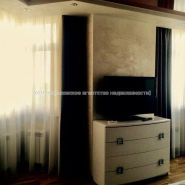 Продам квартиру, Григоровское шоссе , 3  ком., 95 м², евроремонт 