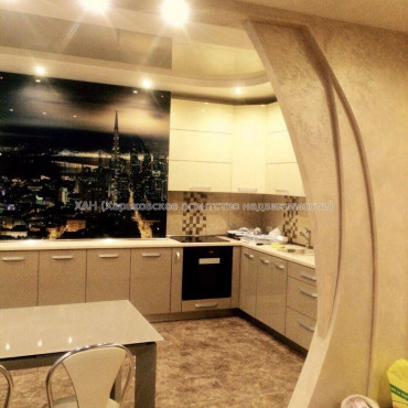 Продам квартиру, Григоровское шоссе , 3  ком., 95 м², евроремонт 