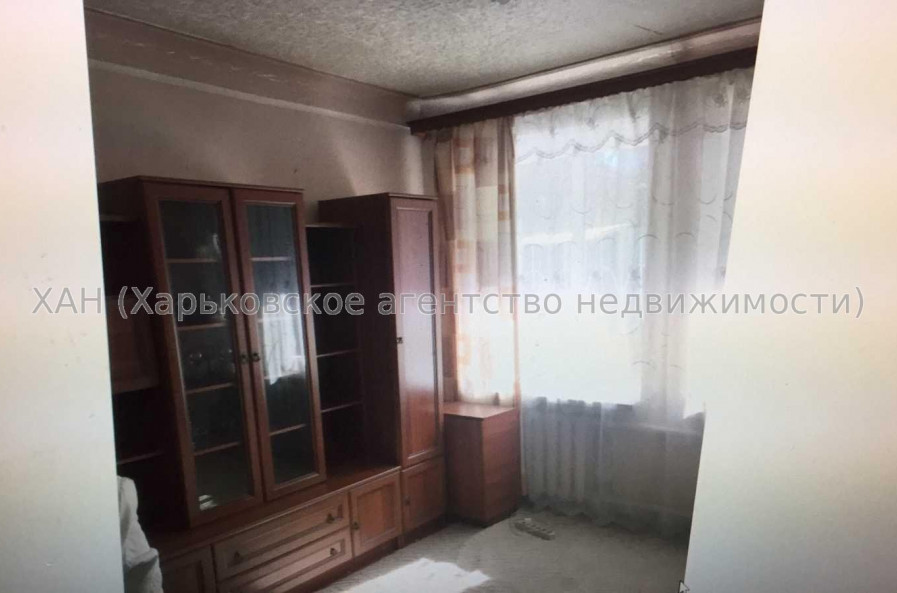 Продам квартиру, Михайлика ул. , 3  ком., 63 м², косметический ремонт 