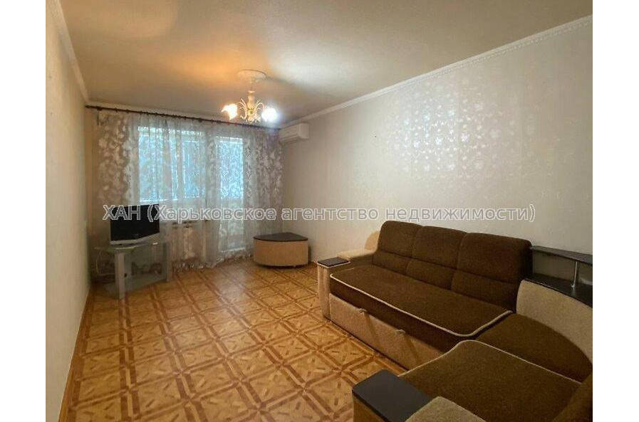 Продам квартиру, Волонтерская ул. , 1  ком., 38 м², капитальный ремонт 