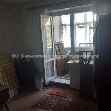 Продам квартиру, Академика Павлова ул. , 4 кім., 70 м², советский ремонт 