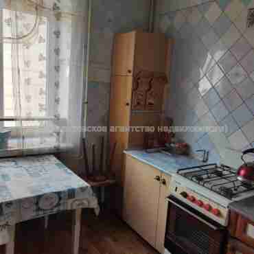 Продам квартиру, 23 Августа ул. , 2  ком., 45 м², частичный ремонт 