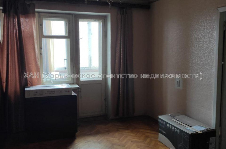 Продам квартиру, 23 Августа ул. , 2  ком., 45 м², частичный ремонт 