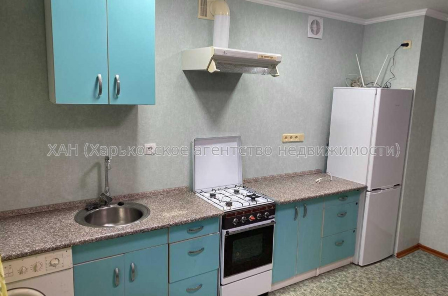 Продам квартиру, Полтавский Шлях ул. , 3  ком., 72 м², капитальный ремонт 