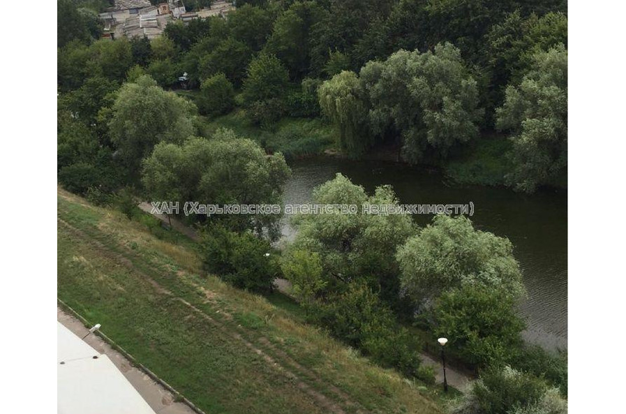 Продам квартиру, Яны Червоной ул. , 2  ком., 82 м², авторский дизайн 