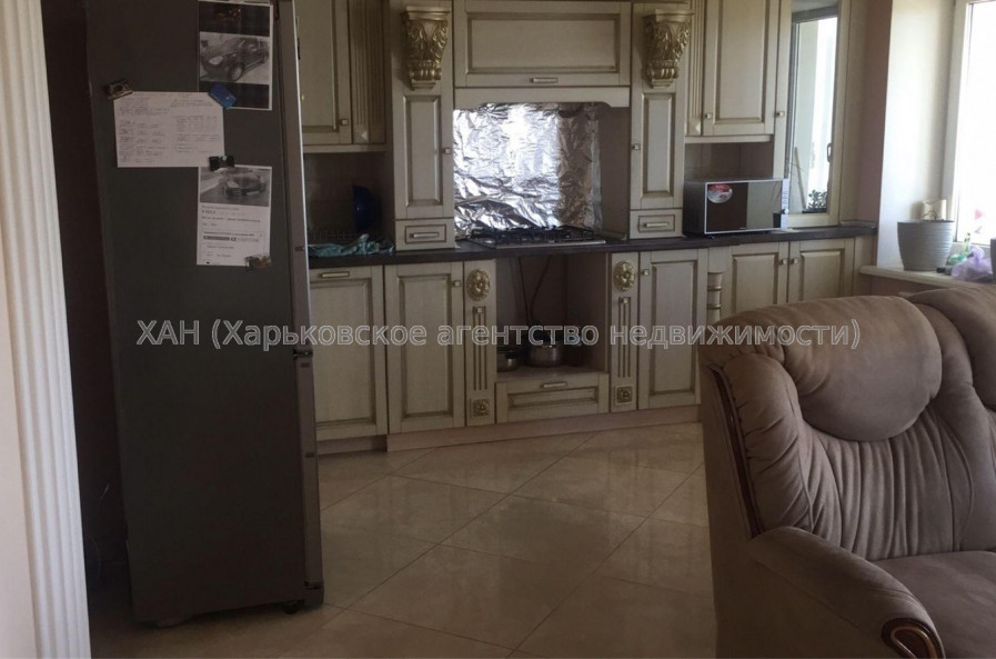 Продам квартиру, Яны Червоной ул. , 2  ком., 82 м², авторский дизайн 