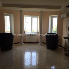 Продам квартиру, Яны Червоной ул. , 2 кім., 82 м², авторский дизайн