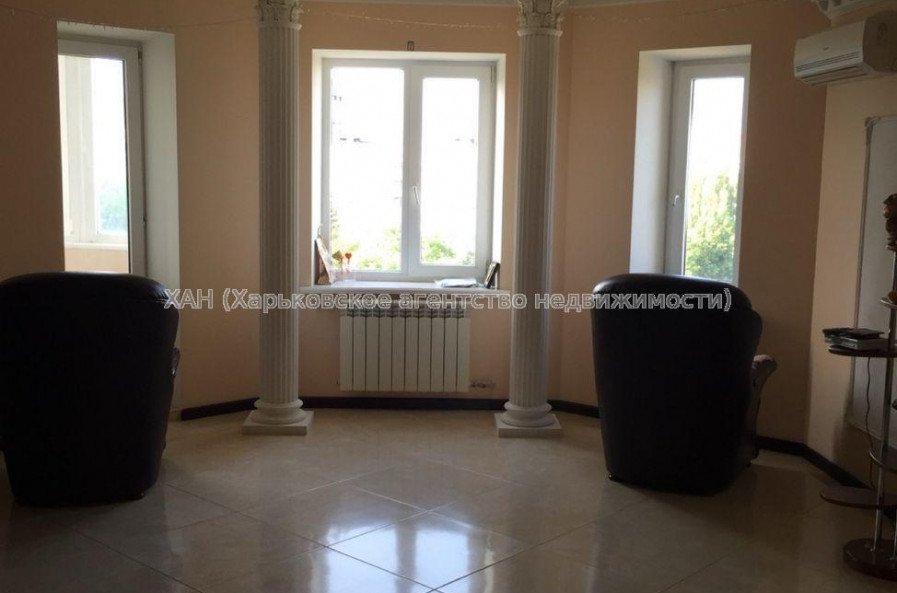 Продам квартиру, Яны Червоной ул. , 2  ком., 82 м², авторский дизайн 