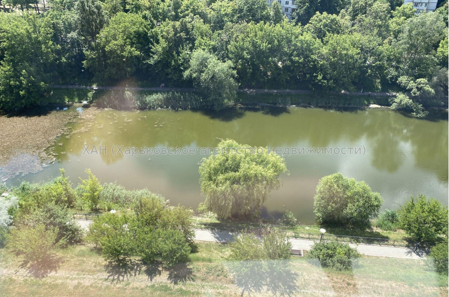Продам квартиру, Яны Червоной ул. , 2  ком., 82 м², авторский дизайн 