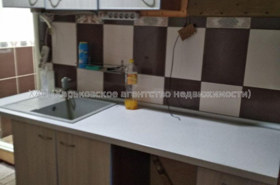 Продам квартиру, Локомотивная ул. , 1  ком., 24 м², косметический ремонт 