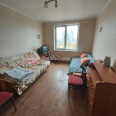 Продам квартиру, Новгородская ул. , 3 кім., 67.40 м², без ремонта 