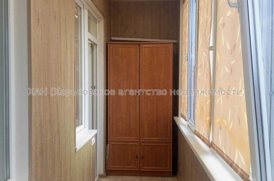 Продам квартиру, Переяславская ул. , 2 кім., 62.20 м², евроремонт 