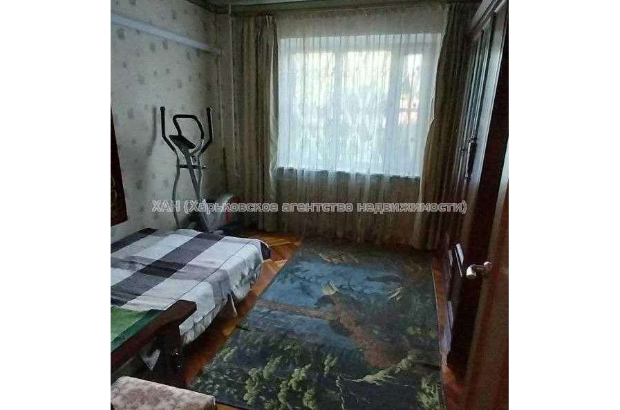 Продам квартиру, Гарибальди ул. , 3 кім., 68.80 м², косметический ремонт 