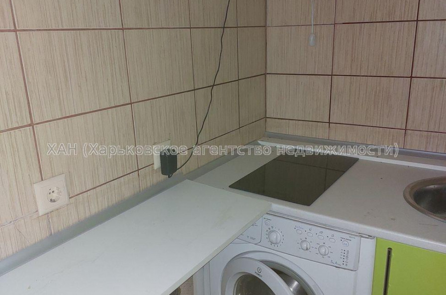 Продам квартиру, Гвардейцев Широнинцев ул. , 2  ком., 45 м², капитальный ремонт 