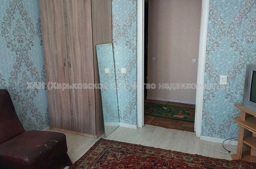 Продам квартиру, Гвардейцев Широнинцев ул. , 2  ком., 45 м², капитальный ремонт 