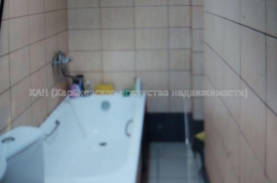 Продам квартиру, Гвардейцев Широнинцев ул. , 2  ком., 45 м², капитальный ремонт 