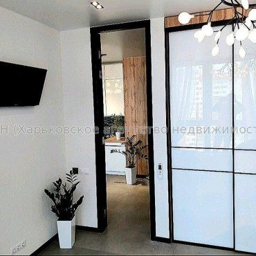 Продам квартиру, Культуры ул. , 3 кім., 114 м², авторский дизайн 