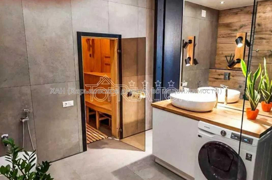 Продам квартиру, Культуры ул. , 3  ком., 114 м², авторский дизайн 