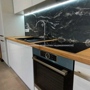 Продам квартиру, Культуры ул. , 3 кім., 114 м², авторский дизайн 