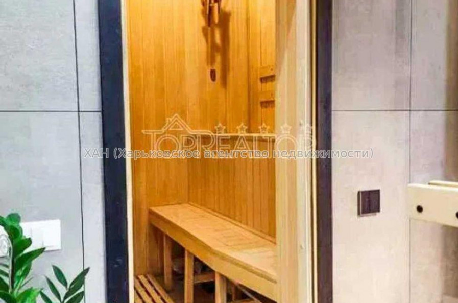 Продам квартиру, Культуры ул. , 3  ком., 114 м², авторский дизайн 