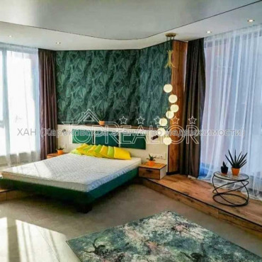 Продам квартиру, Культуры ул. , 3 кім., 114 м², авторский дизайн 