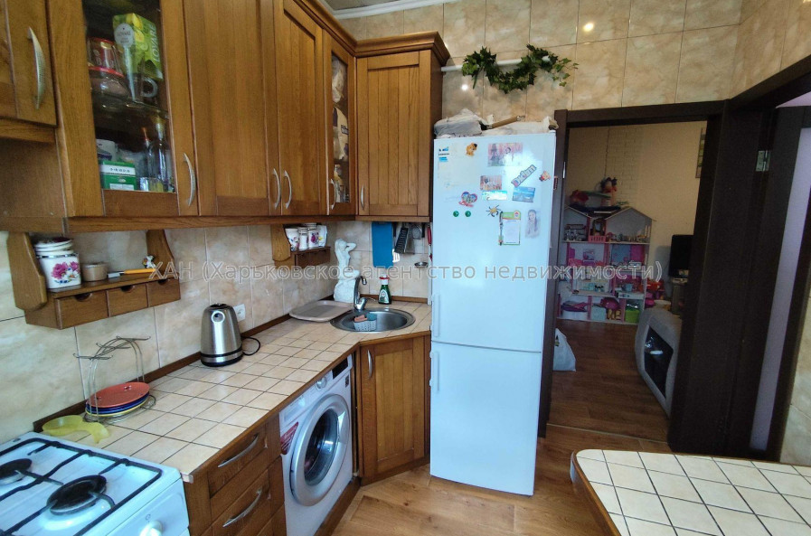 Продам квартиру, Мирная ул. , 2 кім., 31.40 м², советский ремонт 