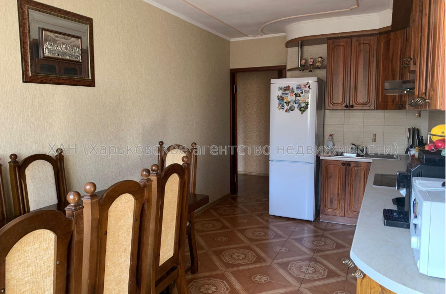 Продам квартиру, Аэрокосмический пр. , 2 кім., 78 м², евроремонт 