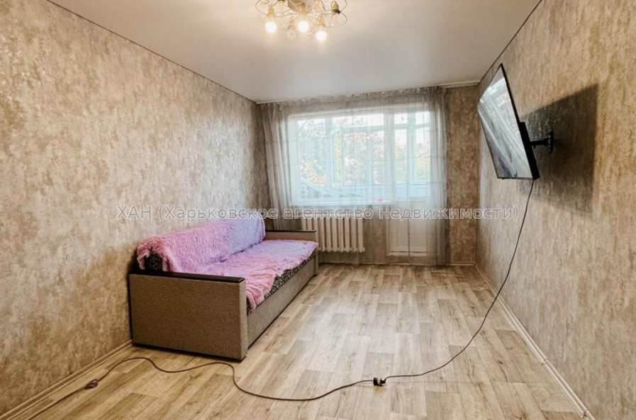 Продам квартиру, Познанская ул. , 2  ком., 44.20 м², косметический ремонт 