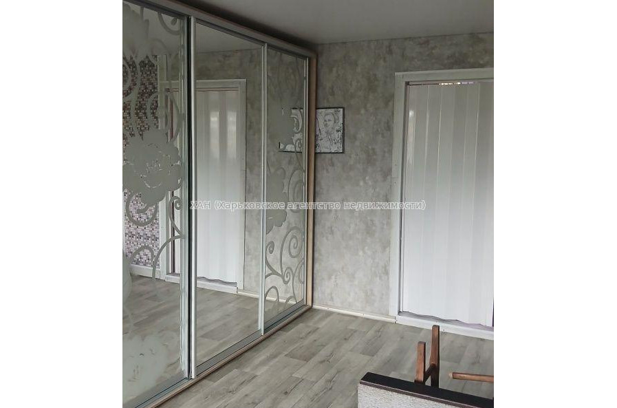 Продам квартиру, Познанская ул. , 2  ком., 44.20 м², косметический ремонт 