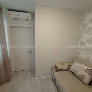 Продам квартиру, Молочная ул. , 1  ком., 51 м², капитальный ремонт 