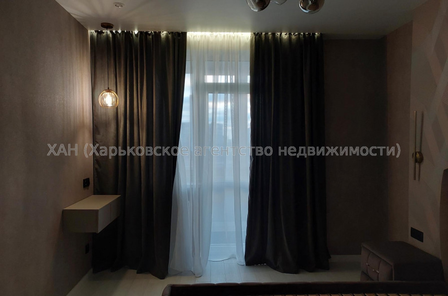 Продам квартиру, Героев Харькова просп. , 1 кім., 44 м², евроремонт 