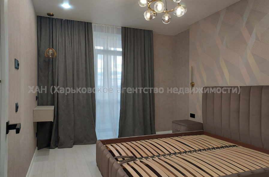 Продам квартиру, Героев Харькова просп. , 1 кім., 44 м², евроремонт 