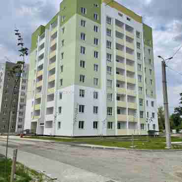 Продам квартиру, Мира ул. , 1  ком., 42.20 м², без внутренних работ 