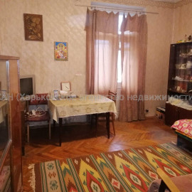 Продам квартиру, Юри Зойфера ул. , 3  ком., 62 м², советский ремонт