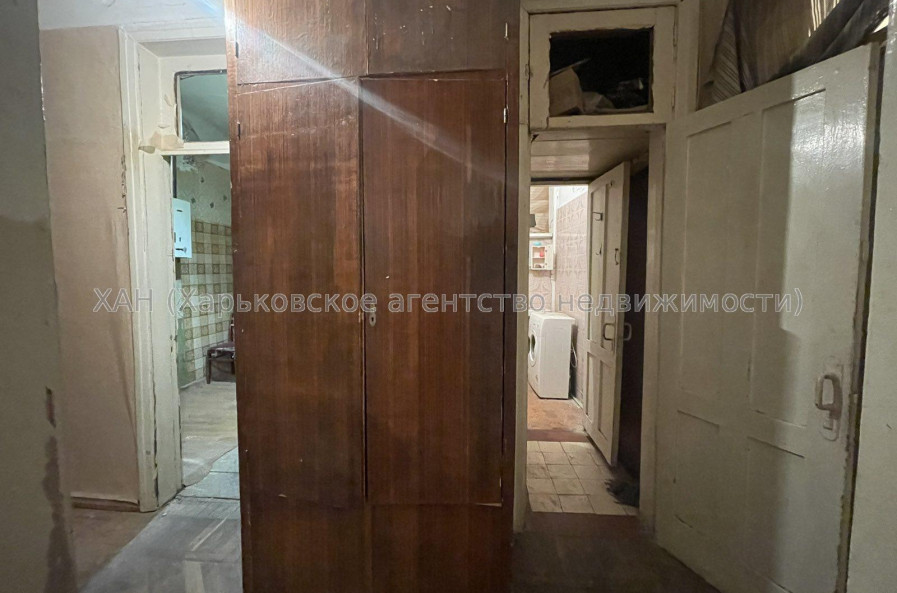 Продам квартиру, Чичибабина Бориса ул. , 3  ком., 72 м², без ремонта 