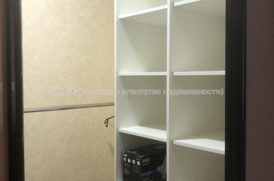 Продам квартиру, Барабашова академика ул. , 3  ком., 65 м², евроремонт 