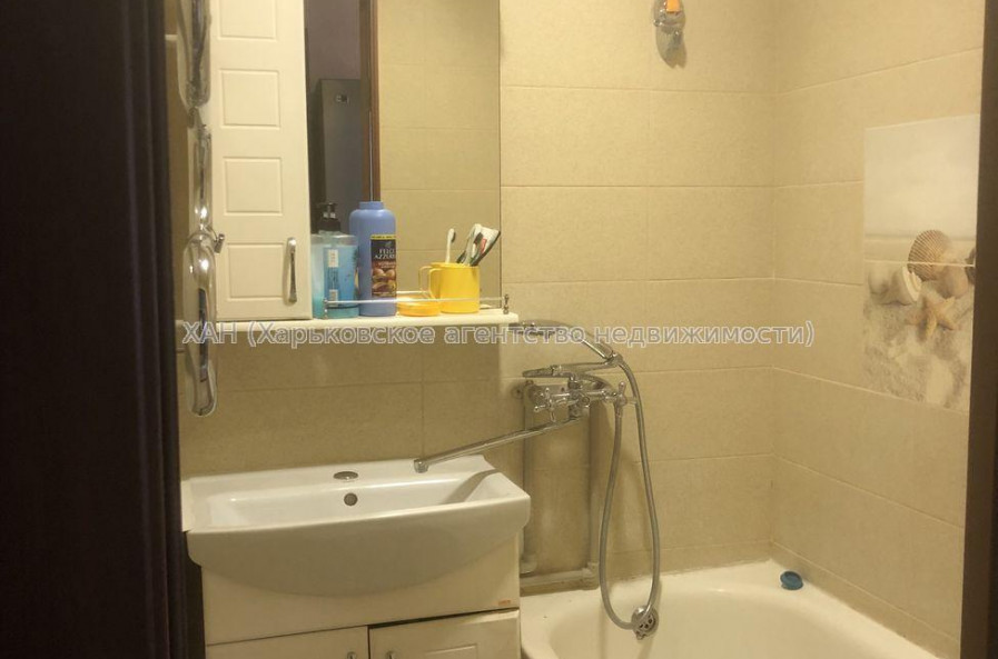 Продам квартиру, Барабашова академика ул. , 3  ком., 65 м², евроремонт 