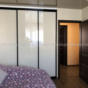 Продам квартиру, Барабашова академика ул. , 3 кім., 65 м², евроремонт 