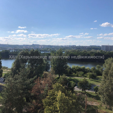 Продам квартиру, Барабашова академика ул. , 3  ком., 65 м², евроремонт 