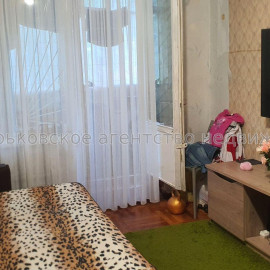 Продам квартиру, Каденюка ул. , 2 кім., 46 м², советский ремонт