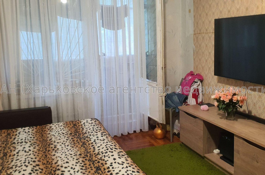 Продам квартиру, Каденюка ул. , 2 кім., 46 м², советский ремонт 